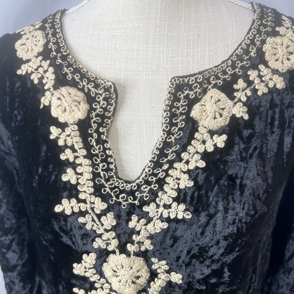 Soft surroundings velvet embroidered kaftan tunic - Picture 3 of 10